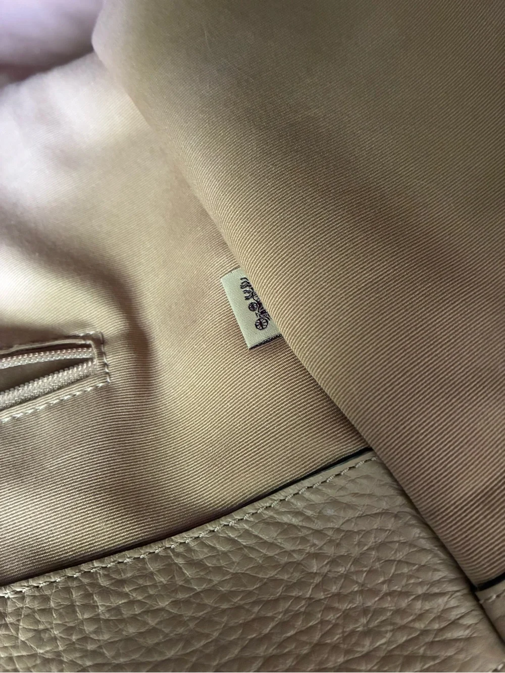 Coach Dempsey Tote Bag 40 In Signature Jacquard With Stripe, Coach Patch